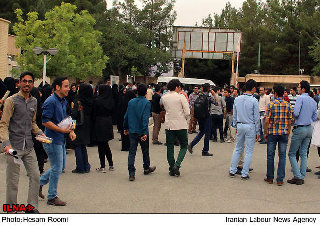 سخنرانی عارف در دانشگاه بیرجند