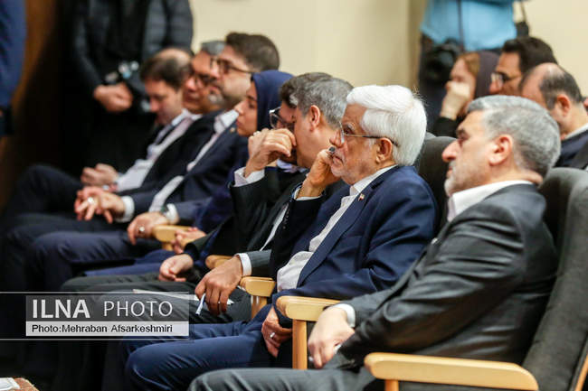 آیین نواختن زنگ آغاز معاملات