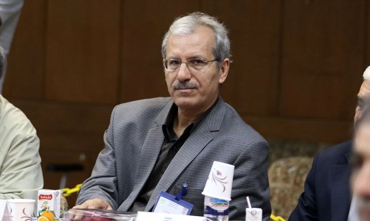 نصیرزاده: حاج‌محمدی مراقب مصاحبه‌هایش باشد/ او باید در کمیته اخلاق پاسخ اظهاراتش را بدهد/ در قرارداد این بازیکن حق فسخ داشتیم