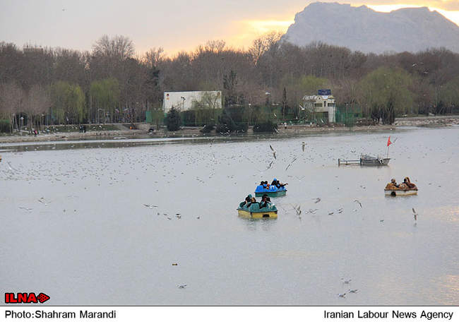 زاینده رود...