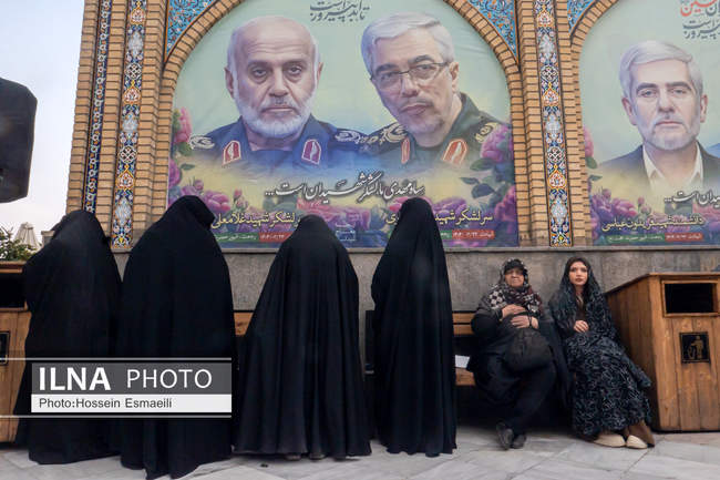 خاکسپاری پیکر شهید علی شمخانی در امامزاده صالح (ع)