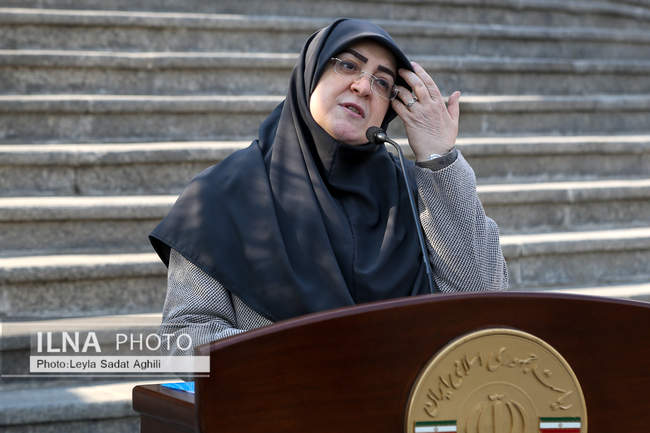 حاشیه جلسه هیات دولت - 17 دی