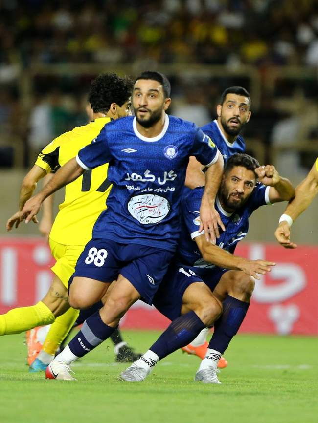 گزارش تصویری دیدار فجرسپاسی و گل گهر