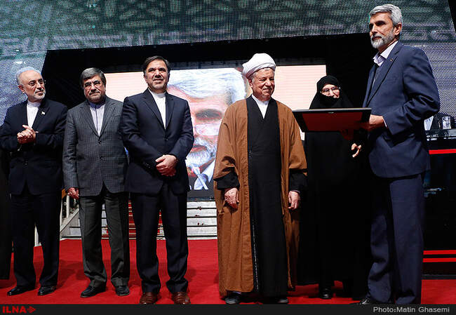  مراسم گرامیداشت دهه فجر و سالروز ورود امام با حضور آیت الله هاشمی رفسنجانی