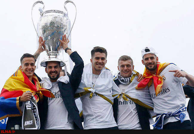 جشن خیابانی رئال مادرید برای قهرمانی در لیگ قهرمانان اروپا