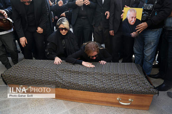 مراسم تشییع پیکر ابراهیم آبادی 