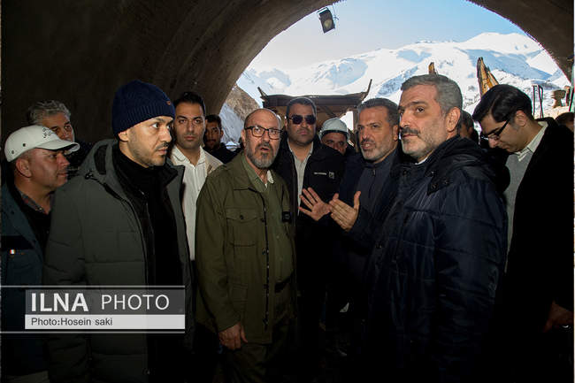 بازدید رئیس بنیاد مستضعفان از فاز ۳ آزادراه تهران شمال