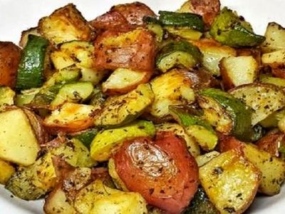 خوراک کدو سبز با سیب زمینی، غذایی ساده و لذیذ