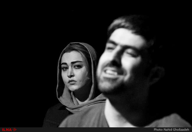 نمایش سندرم پای بیقرار در مشهد به روی صحنه رفت