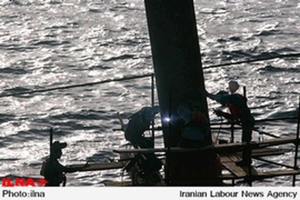 اختلاف کارگران و کارفرمای «نگین سبز» در مورد ۱۶ ماه حقوق