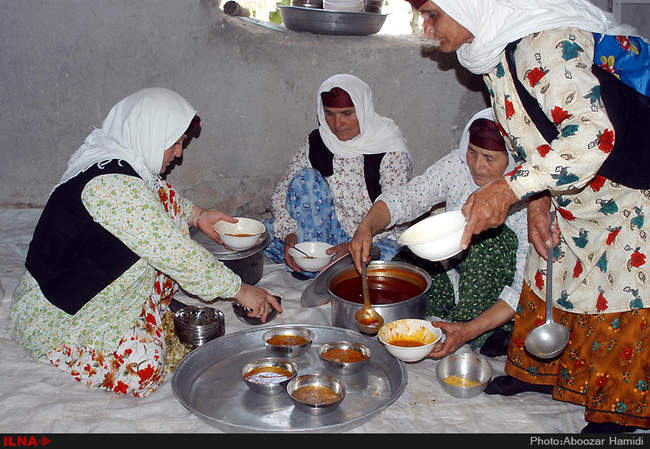 مراسم سنتی عروسی در روستای انبوه عمارلوی رودبار گیلان