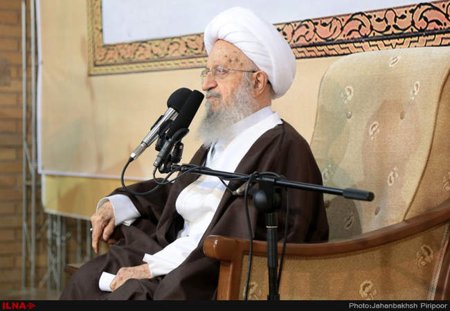 نشست انجمن علمی ارتباطات وتبلیغ حوزه علمیه با حضورآیت الله مکارم شیر