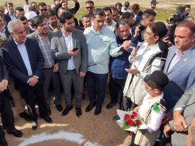 ساخت نیروگاه خورشیدی ۲۰۰ مگاواتی گتوند کلید خورد/از ابراز نگرانی روز گذشته وزیر در تامین برق تابستانه تا وعده رفع ناترازی برق تا پایان سال