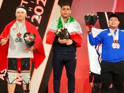 وزنه‌برداری قهرمانی آسیا؛ معتمدی طلایی شد