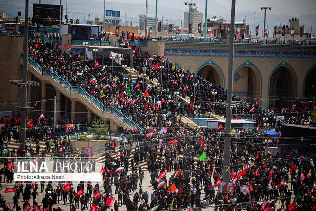  دومین روز مراسم وداع با رهبر شهید انقلاب در مصلای تهران/ 12