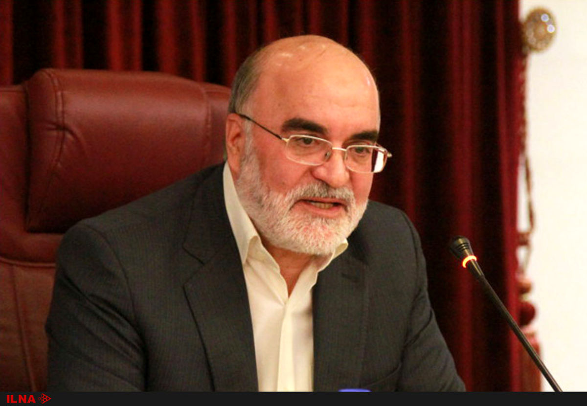 التهاب بازار خودرو فروکش کرده است/ اختصاص میلیاردها یورو ارز دولتی برای سفرهای تفریحی چه ضرورتی دارد؟
