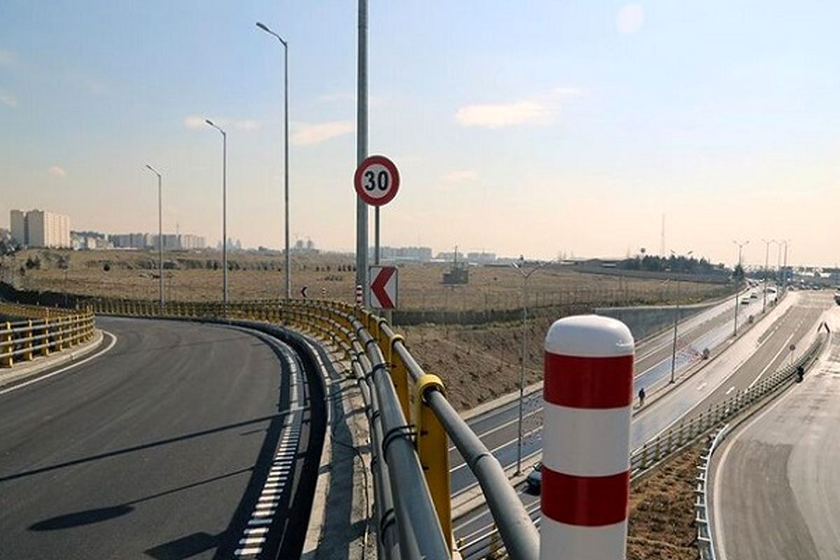 بهره‌برداری از تقاطع‌ بزرگراه شهید همدانی با خیابان‌های شهید زینعلی و شهید پوررضا