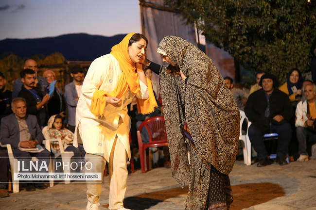  اجراهای روز اول شانزدهمین دوره جشنواره  تئاتر خیابانی مریوان-1