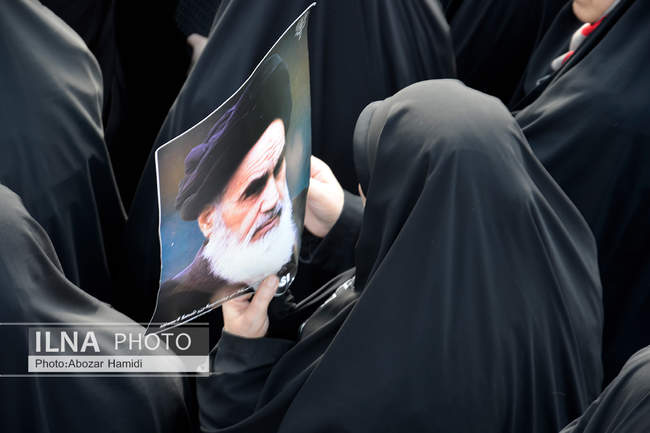 حضور حماسی مردم استان گیلان ( رشت ) در راهپیمایی ۲۲بهمن