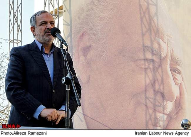 مراسم تشییع پیکر مشفق کاشانی