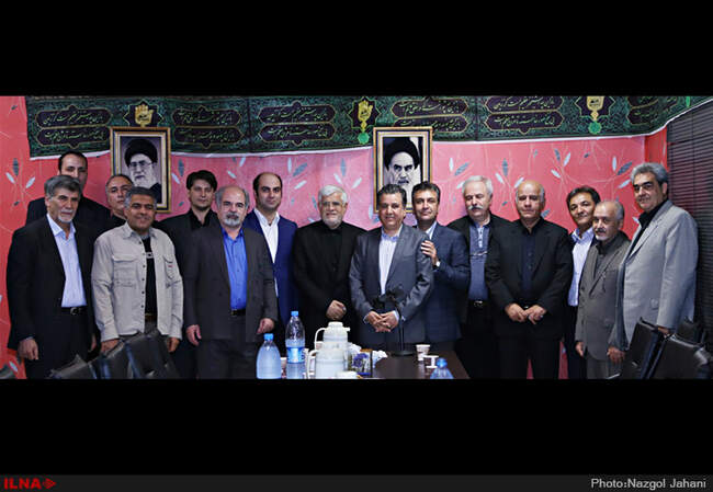 دیدار جمعی از اصناف و بازاریان با محمدرضا عارف