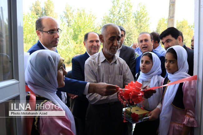 افتتاح چندین پروژه عمرانی و تولیدی در نخستین روز های هفته دولت - گیلا�