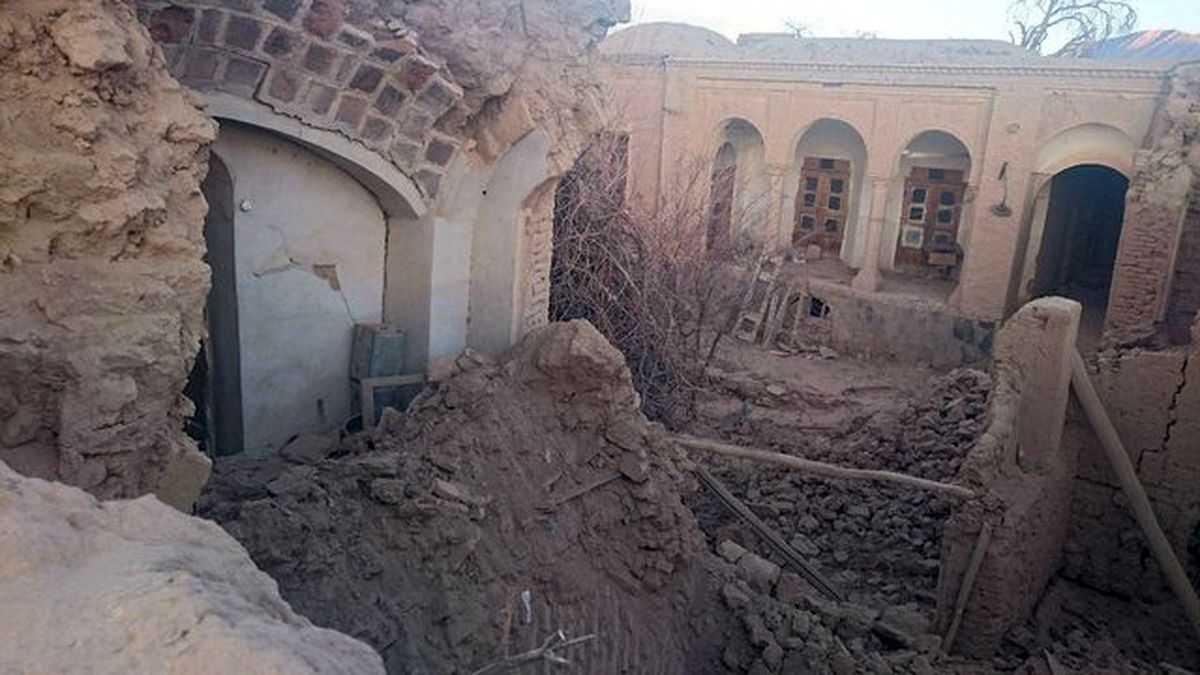 آسیبِ ۲۶ بنای تاریخی کرمان بر اثر زلزله