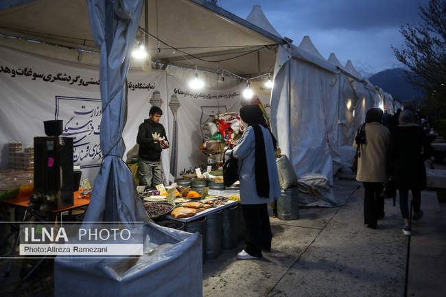 جشنواره نوروزی ۱۴۰۱ برج میلاد