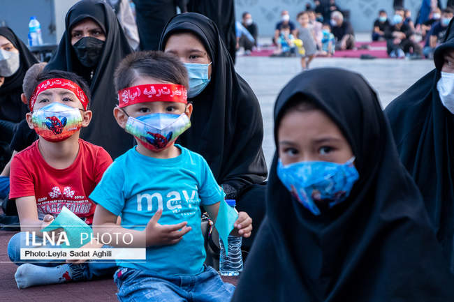 اجتماع بزرگ زنان عاشورایی در میدان امام حسین(ع)