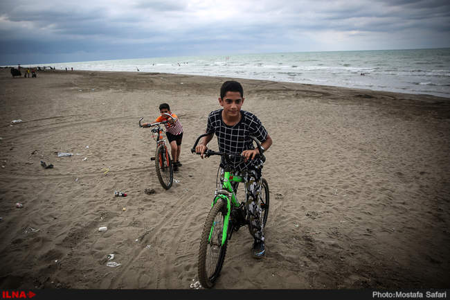 روزهای آخر تابستان در سواحل دریای خزر