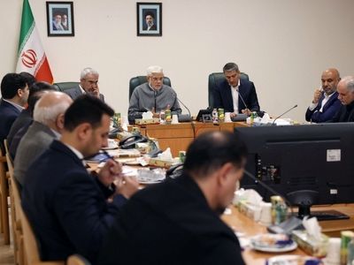 دستور عارف برای برخورد قاطع با گران‌فروشی و احتکار