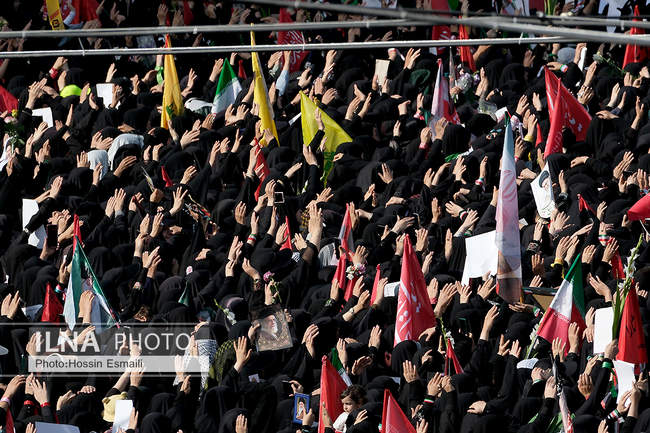 مراسم وداع با رهبر شهید انقلاب/2