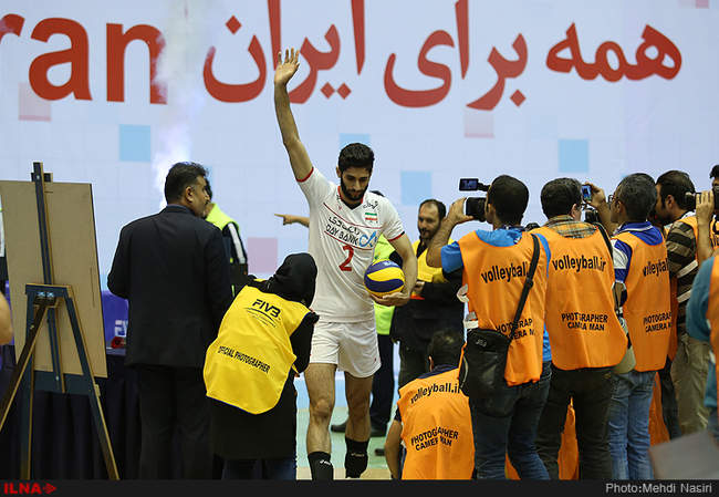 مسابقه‌ی تیم‌های ملی والیبال ایران و صربستان