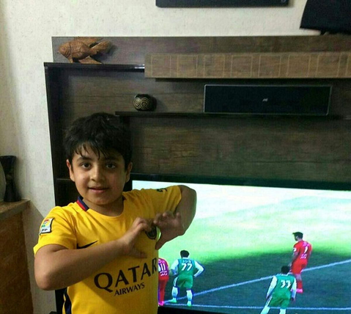 خوشحالی هانی به سبک هادی(عکس)