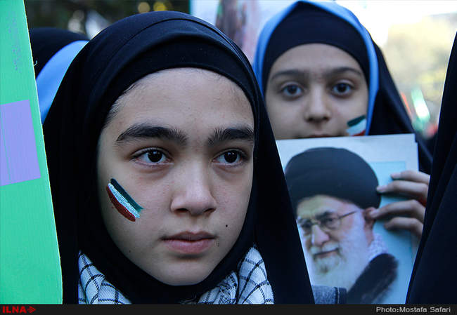 راهپیمایی 13 آبان در تهران