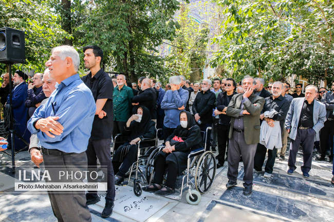 تشییع پیکر «احمد توکلی»