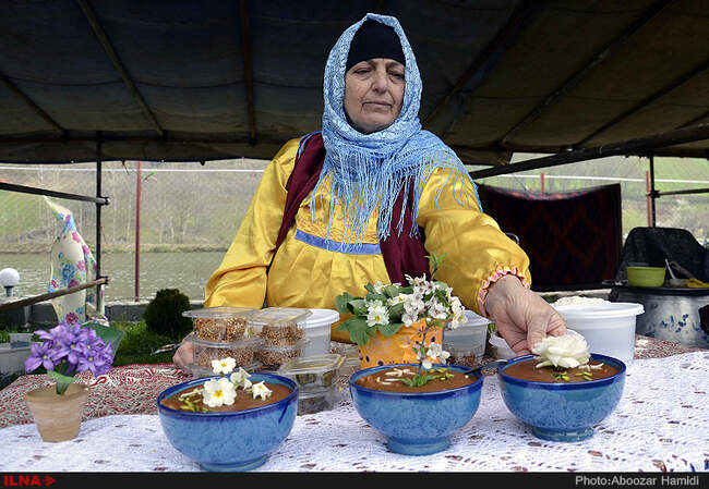 برگزاری جشنواره سمنو پزان در روستای اسطلخ جان رودبار گیلان