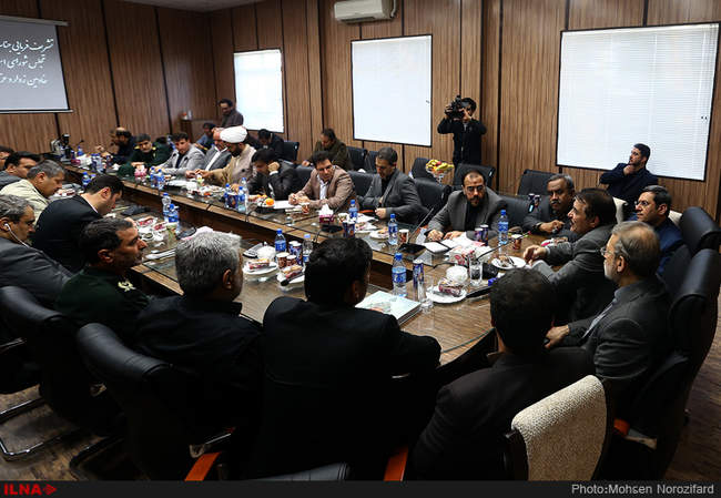 بازدید رئیس مجلس از مرز مهران و شلمچه 