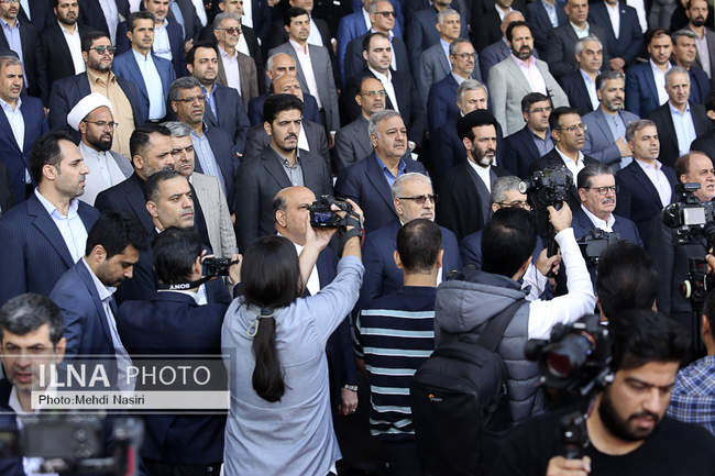 افتتاحیه بیست‌وهشتمین نمایشگاه بین‌المللی نفت، گاز، پالایش و پترو�