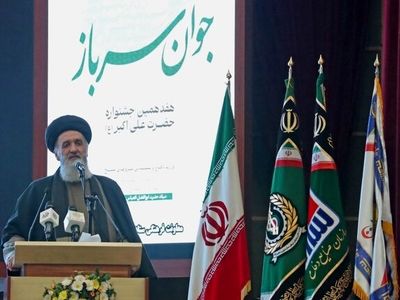 توانمندی‌های دفاعی امروز کشور نتیجه قطع وابستگی‌ها و تلاش‌های دانشمندان و متخصصان داخلی است