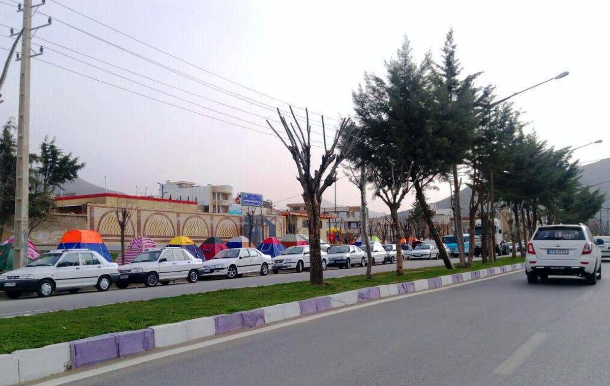 بانه مملو از گردشگران نوروزی شد 