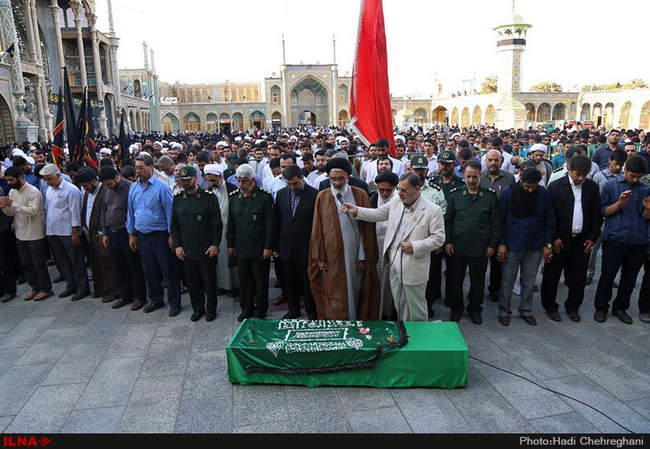 مراسم تشییع پیکر شهید مدافع حرم در قم