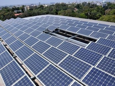 نرخ خرید تضمینی برق نیروگاه‌های خورشیدی ابلاغ شد