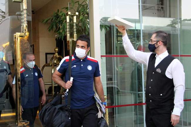 گزارش تصویری: حرکت تیم گل گهر سیرجان به سمت ورزشگاه آزادی جهت دیدار ب�