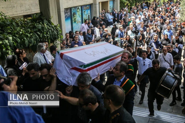 مراسم تشییع پیکر احمدرضا احمدی