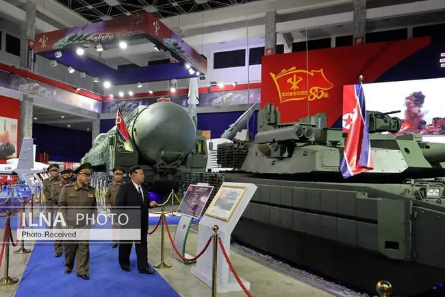 نمایشگاه دفاعی کره شمالی با حضور کیم جونگ‌اون