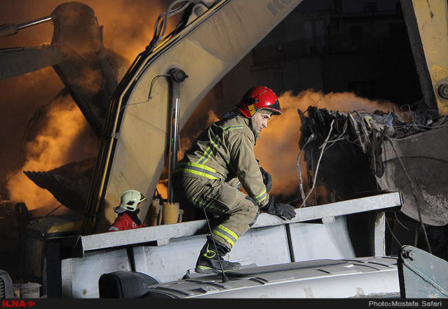 هفتمین روز حادثه پلاسکو/3
 
