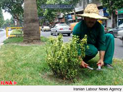 مطالبات مزدی کارگران شهرداری خرم‌آباد/کارگران تاوان بدحسابی‌ها را می‌پردازند