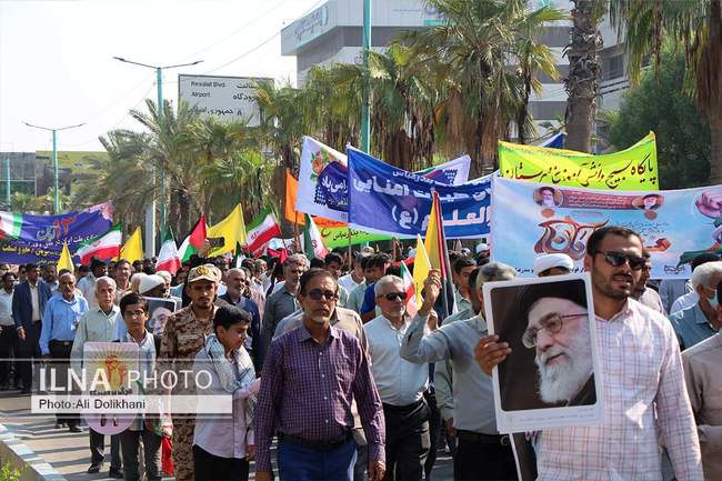 راهپیمایی ۱۳ آبان در بندرعباس