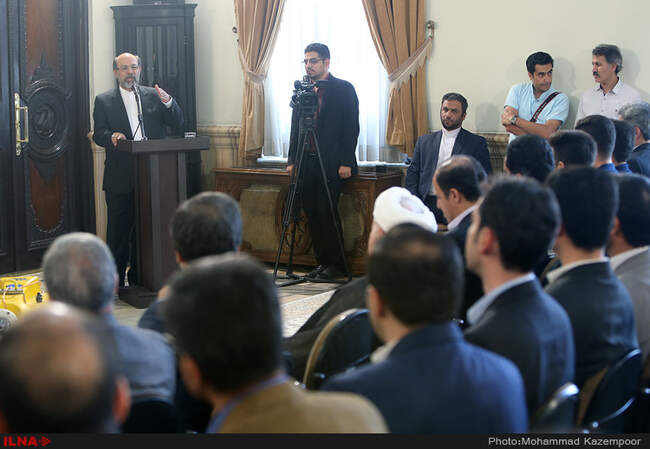 دیدار استادان و دانشجویان نخبه علم رباتیک دانشگاه آزاد اسلامی با آیت‌الله هاشمی رفسنجانی